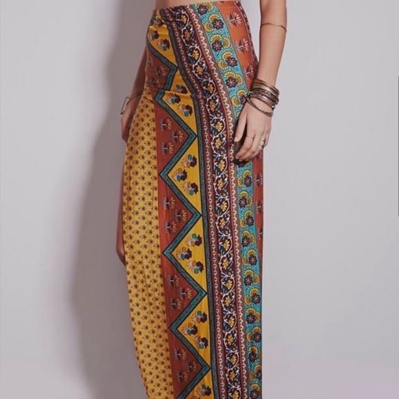 NWOT novella royal ethnic skirt - Picture 3 of 6